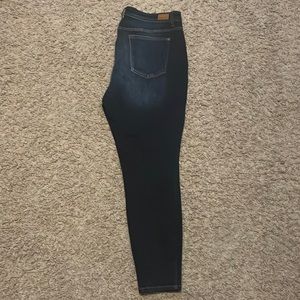 Judy Blue mid-rise skinny jeans, size 20W, 29” inseam. Brand new without tags.